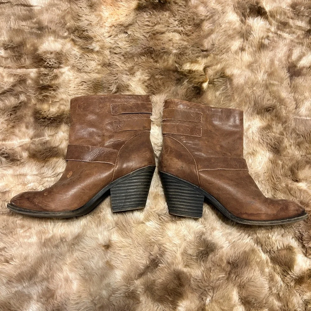 3/$10 🏷️ *LAST CHANCE!*  Lucky Brand Ankle Boots with Buckle - Picture 3 of 14